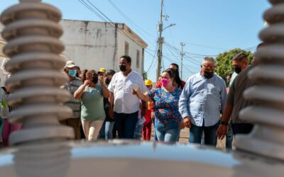 Alcaldía de Maracaibo dona transformador a la urbanización La Gloria en la parroquia Francisco Eugenio Bustamante